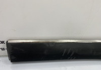Молдинг двери задний левый Renault Arkana OEM 828777172R