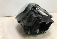 Фара левая Volkswagen Touareg NF рест ксенон oem 7p1941751b (слом.1крепл)