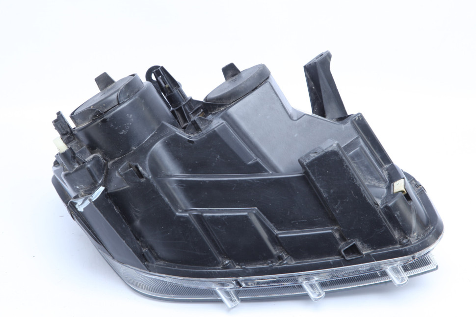 Фара левая бу Renault Duster рестайлинг OEM 260605020R