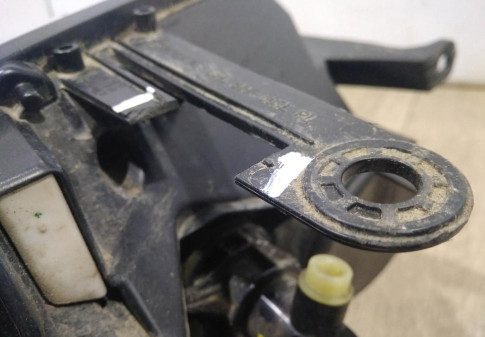 Фара левая бу Renault Duster рестайлинг OEM 260605020R