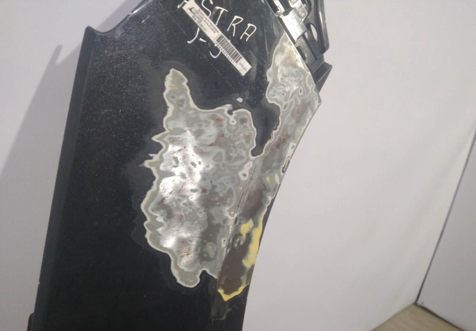 Крыло переднее правое бу Opel Astra J5 OEM 1100001