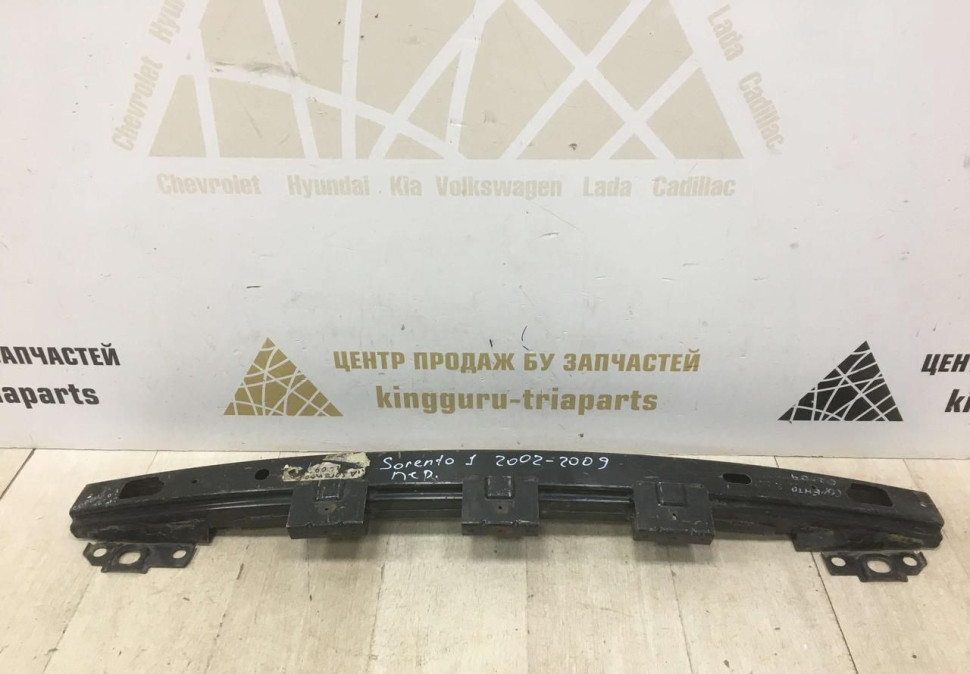 Усилитель переднего бампера Kia Sorento 1 2002 OEM 865303E500 Усилитель переднего бампера Kia Sorento 1 2002 OEM 865303E500