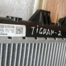 Радиатор охлаждения Volkswagen Tiguan 2 (16>) oem 5q0121251