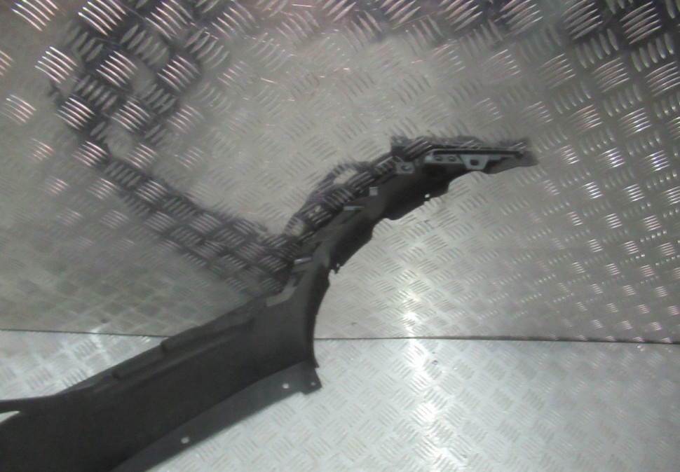 Спойлер заднего бампера Hyundai Grand Santa Fe 3 oem  86612b8000