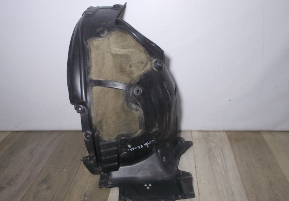 Подкрылок передний левый (задняя часть) бу BMW 7 G11 OEM 51717340201