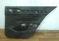 Обивка двери задняя правая Volkswagen Passat B8 oem 3g5867212 (скл-3)