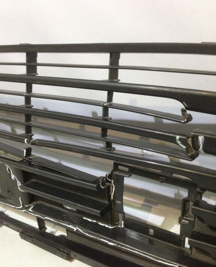 Решетка переднего бампера Toyota Camry V55  oem 5311233180