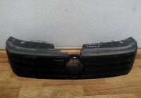 Решетка радиатора Volkswagen Passat B7 oem 3aa853651
