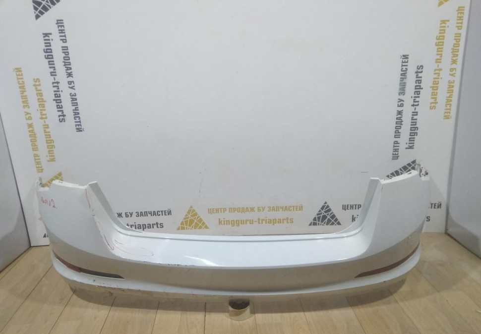 Бампер задний бу Skoda Rapid 2 OEM 60U807421D (В)