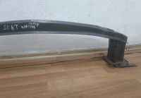 Усилитель переднего бампера Seat Altea