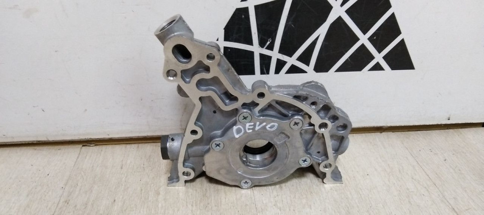 Насос маслянный Daewoo Nexia oem 90412744