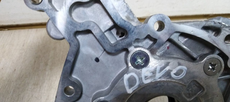Насос маслянный Daewoo Nexia oem 90412744 Насос маслянный Daewoo Nexia oem 90412744