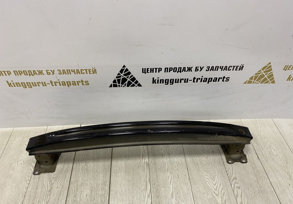 Усилитель заднего бампера Skoda Octavia A7 OEM 5E5807305C