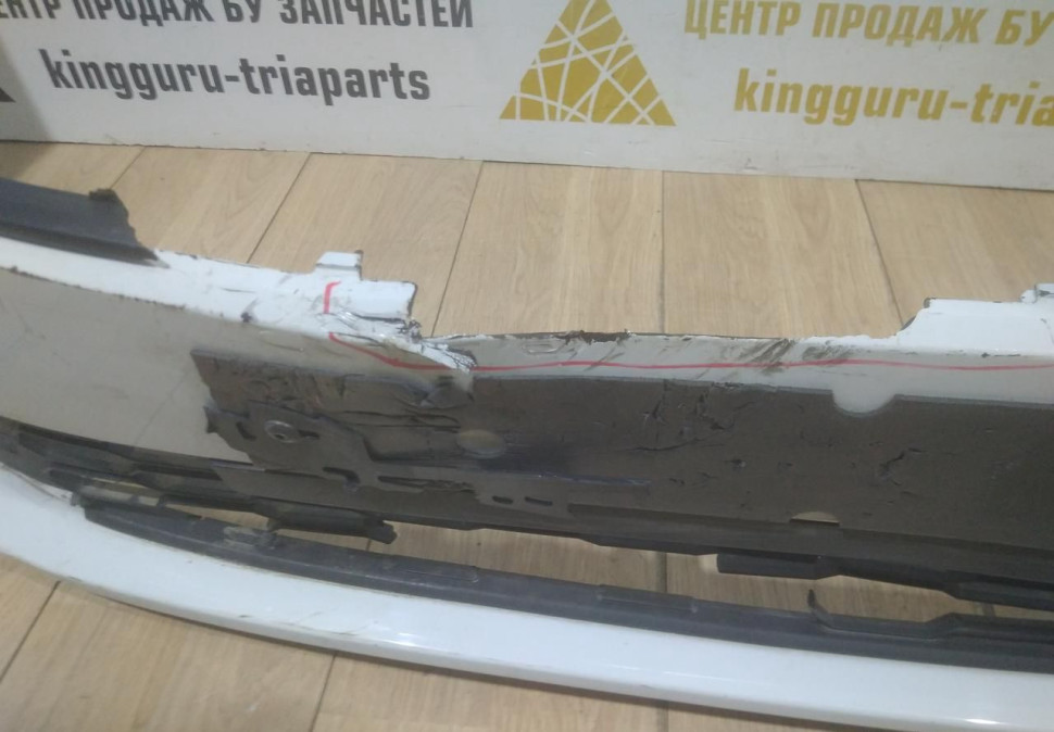 Бампер передний бу Skoda Rapid 2 OEM 60U807221M (В)