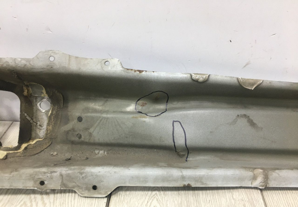 Усилитель переднего бампера Renault Logan 2 OEM 752100786R Усилитель переднего бампера Renault Logan 2 OEM 752100786R