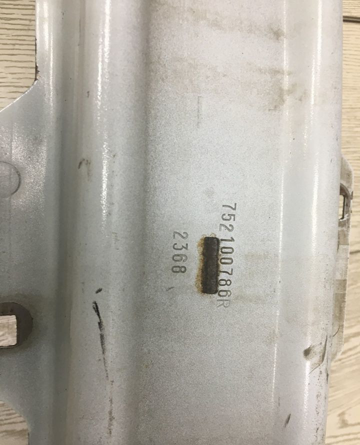 Усилитель переднего бампера Renault Logan 2 OEM 752100786R Усилитель переднего бампера Renault Logan 2 OEM 752100786R