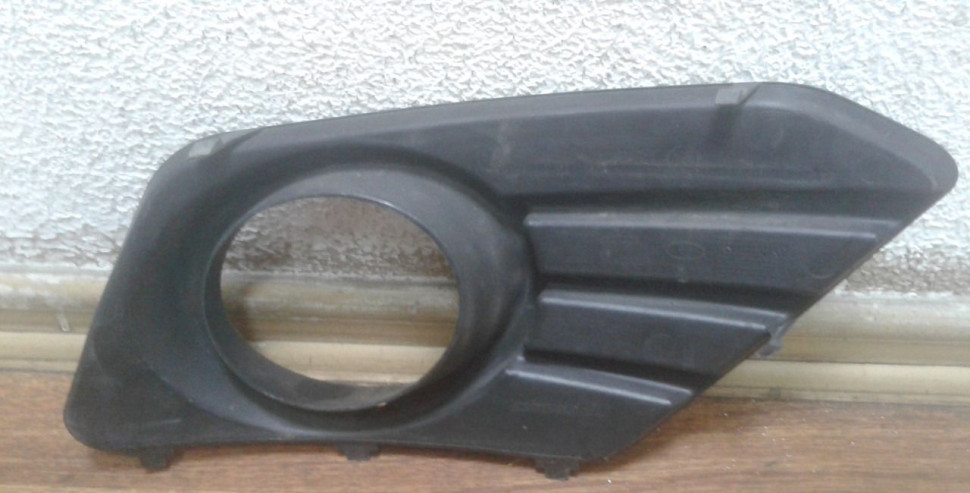 Решетка рамка птф левая Uaz Patriot рест oem 316382803025 (скл-3) Решетка рамка птф левая Uaz Patriot рест oem 316382803025 (скл-3)
