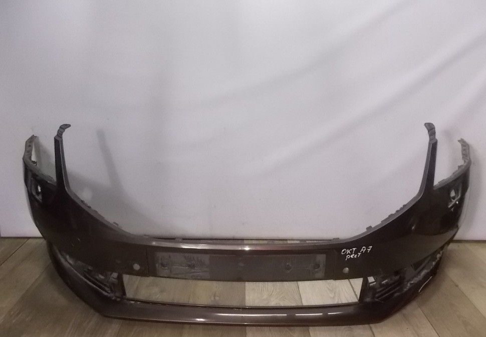 Бампер передний бу Skoda Octavia A7 рестайлинг OEM 5EU807221F (В)
