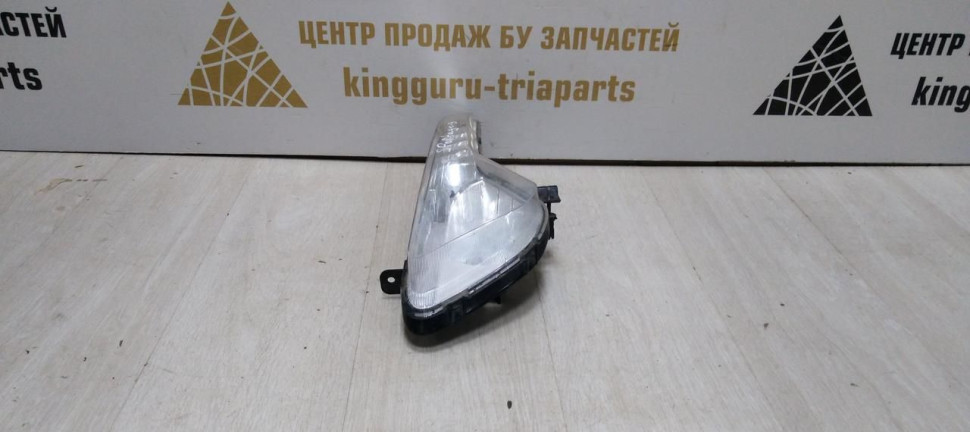Противотуманная фара правая Kia Sportage 3 10-15 oem 922023W000 (скл-3)