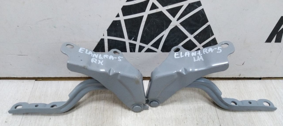 Петли капота комплект Hyundai Elantra 5 (10-16) oem 791203X000 791103X000 Петли капота комплект Hyundai Elantra 5 (10-16) oem 791203X000 791103X000