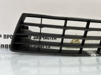 Решетка переднего бампера Volkswagen Golf Plus 1 2005 OEM 5M0853677