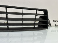 Решетка переднего бампера Volkswagen Golf Plus 1 2005 OEM 5M0853677