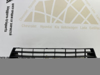 Решетка переднего бампера Volkswagen Golf Plus 1 2005 OEM 5M0853677