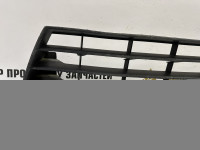 Решетка переднего бампера Volkswagen Golf Plus 1 2005 OEM 5M0853677