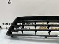 Решетка переднего бампера Volkswagen Golf Plus 1 2005 OEM 5M0853677