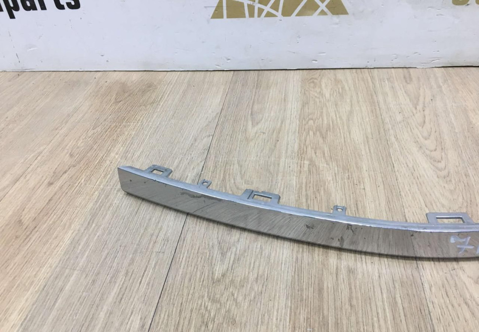 Молдинг заднего бампера левый Volkswagen Touareg 2 FL рест 14-18 oem 7P6853841 Молдинг заднего бампера левый Volkswagen Touareg 2 FL рест 14-18 oem 7P6853841