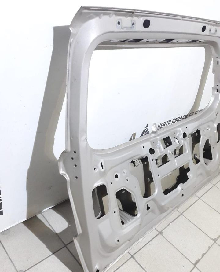 Крышка багажника Chevrolet Orlando oem 95186445  (скл-3)