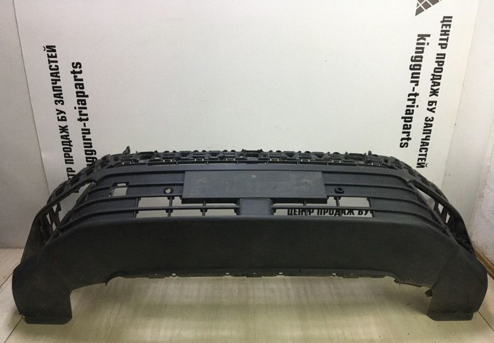 Бампер передний Volkswagen Crafter (16>) oem 7c0807221