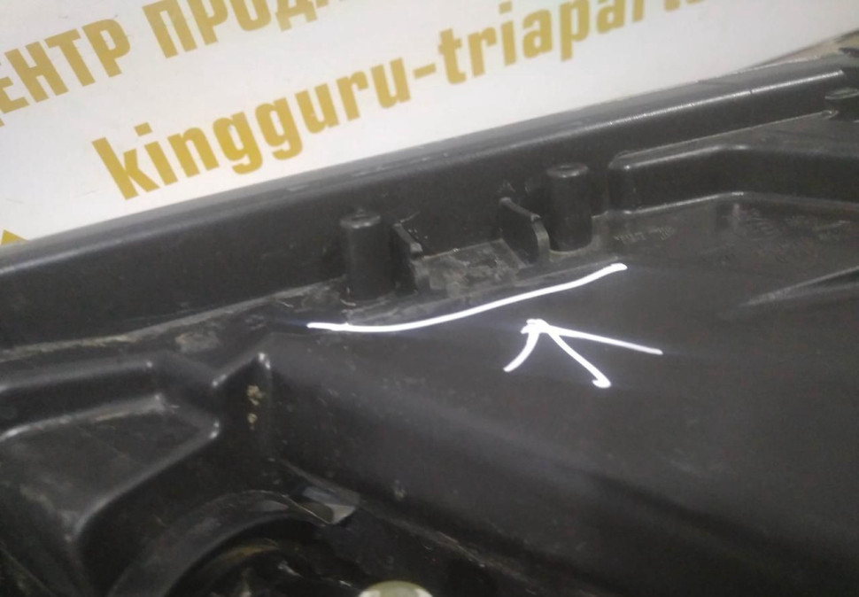 Фара правая бу Renault Logan 2 рестайлинг OEM 260101079R