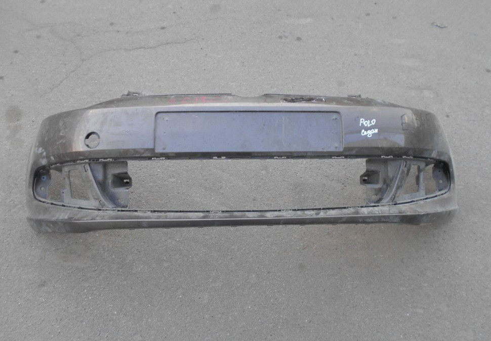 Бампер передний Volkswagen polo sedan (скл-1)