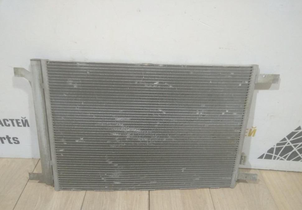 Радиатор кондиционера бу Skoda Octavia A7 OEM 5Q0816411BG