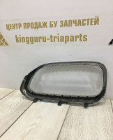 Молдинг решетки радиатора правый BMW 5 G30 OEM 51137383520