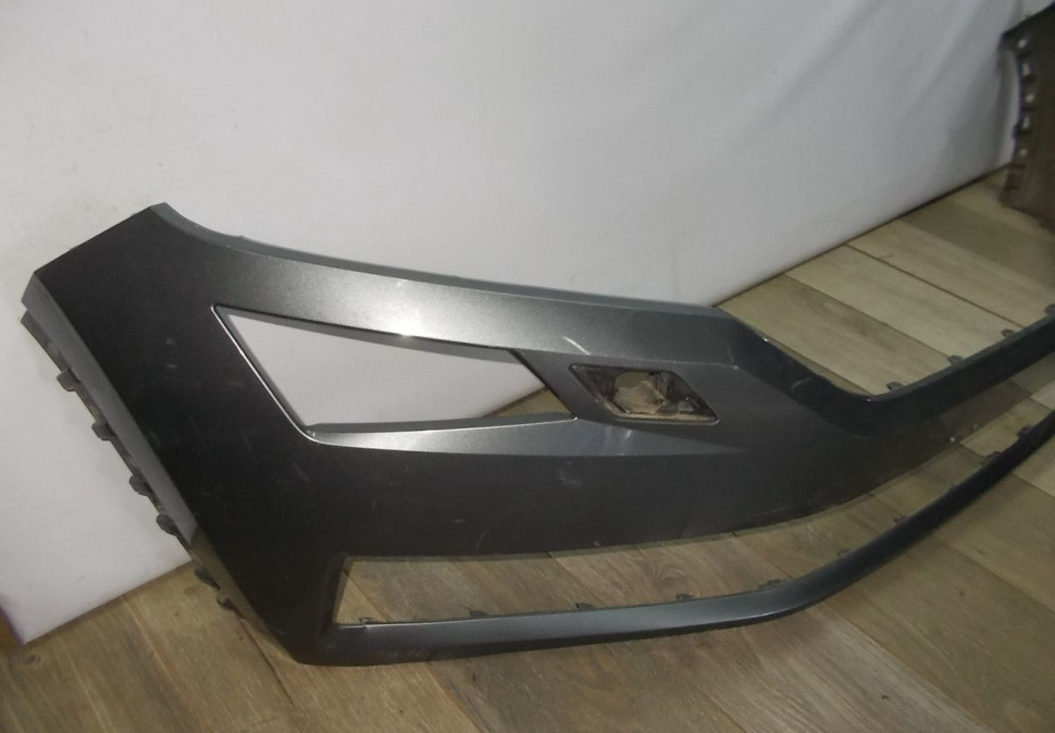 Бампер передний бу Skoda Kodiaq OEM 565807221 (скл-5)