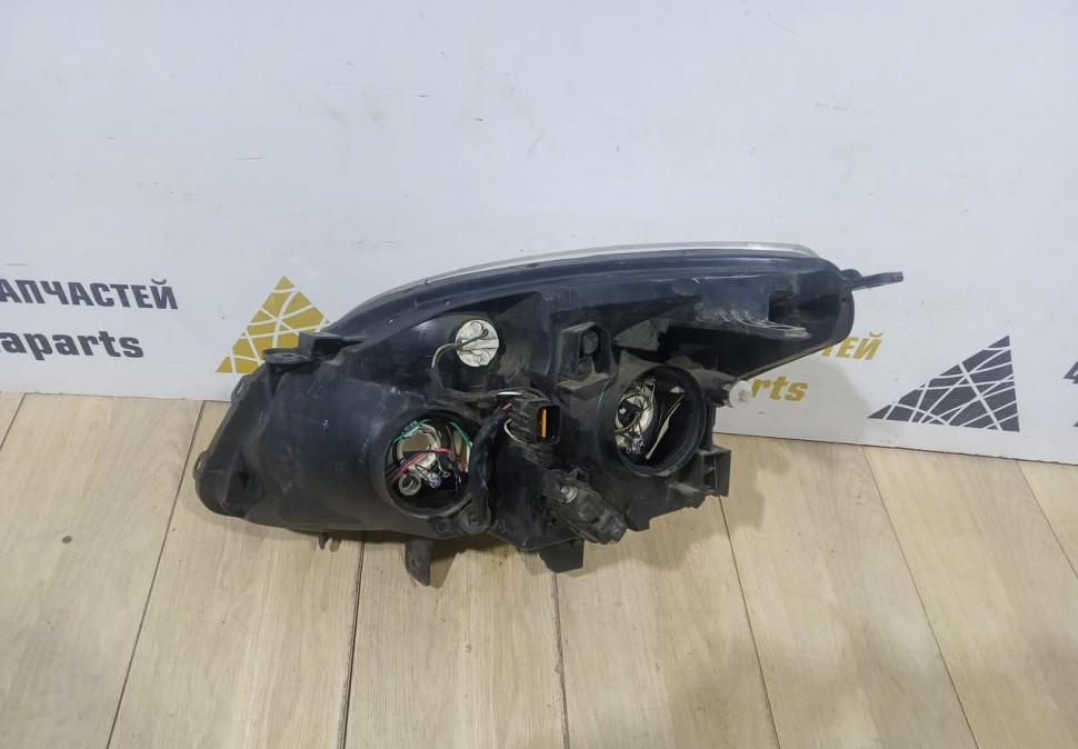 Фара галоген правая бу Renault Koleos 1 OEM 26025JY40A