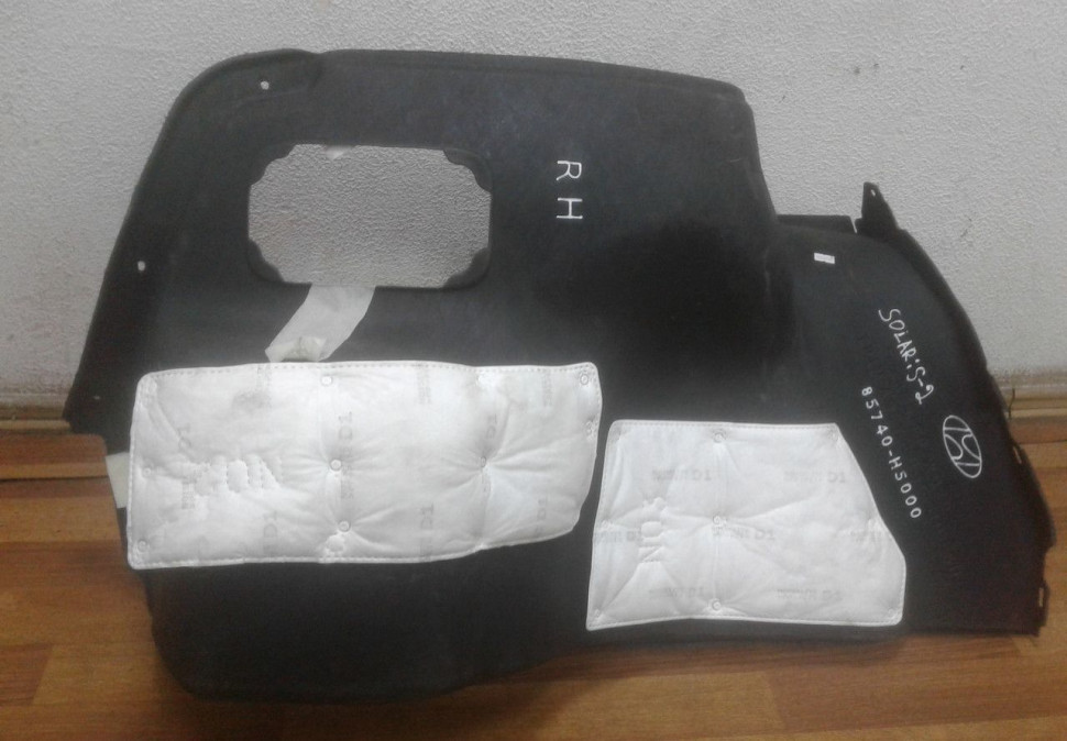 Обивка багажника правая Hyundai Solaris 2 oem 85740H5000 (скл-3) Обивка багажника правая Hyundai Solaris 2 oem 85740H5000 (скл-3)