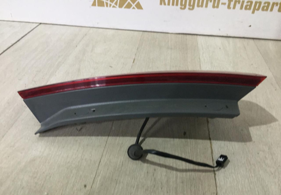 Фонарь левый верхний Kia Ceed 1 универсал 2006-2012 oem 924031H300 Фонарь левый верхний Kia Ceed 1 универсал 2006-2012 oem 924031H300