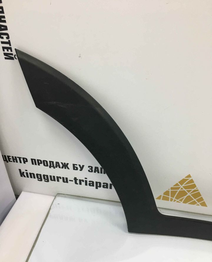 Молдинг двери задний правый Hyundai Tucson 3 2015 OEM 87734D7000 Молдинг двери задний правый Hyundai Tucson 3 2015 OEM 87734D7000