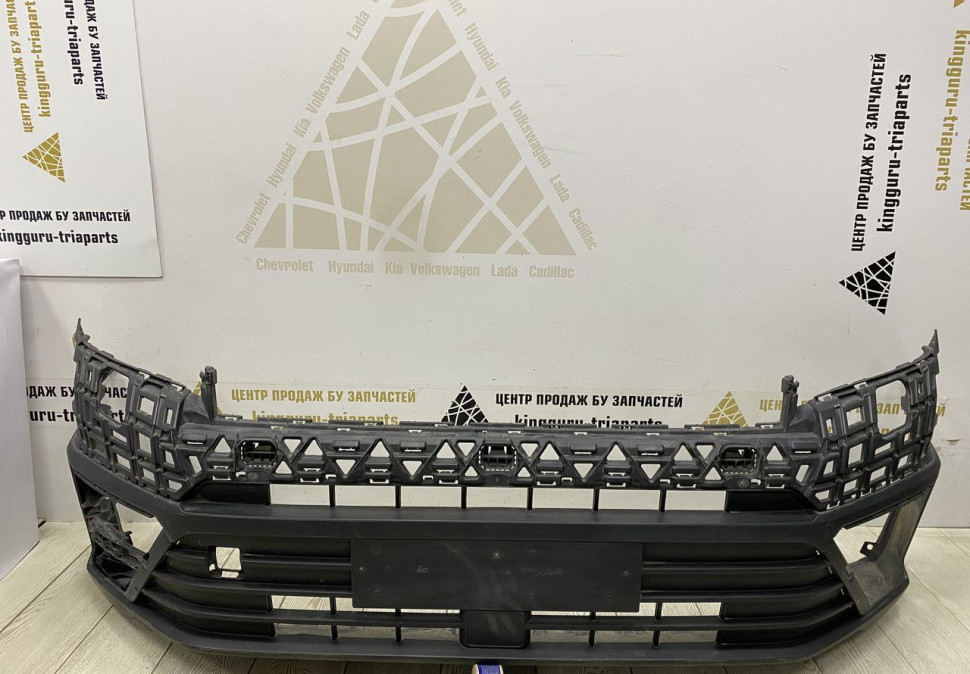Бампер передний Volkswagen Crafter 2 2017 OEM 7C0807221A