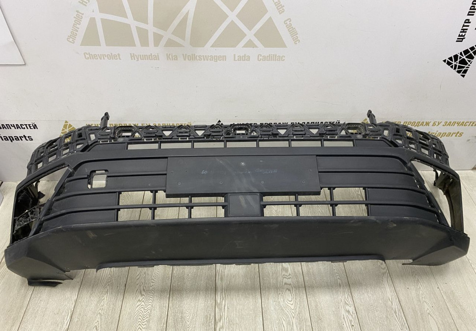 Бампер передний Volkswagen Crafter 2 2017 OEM 7C0807221A