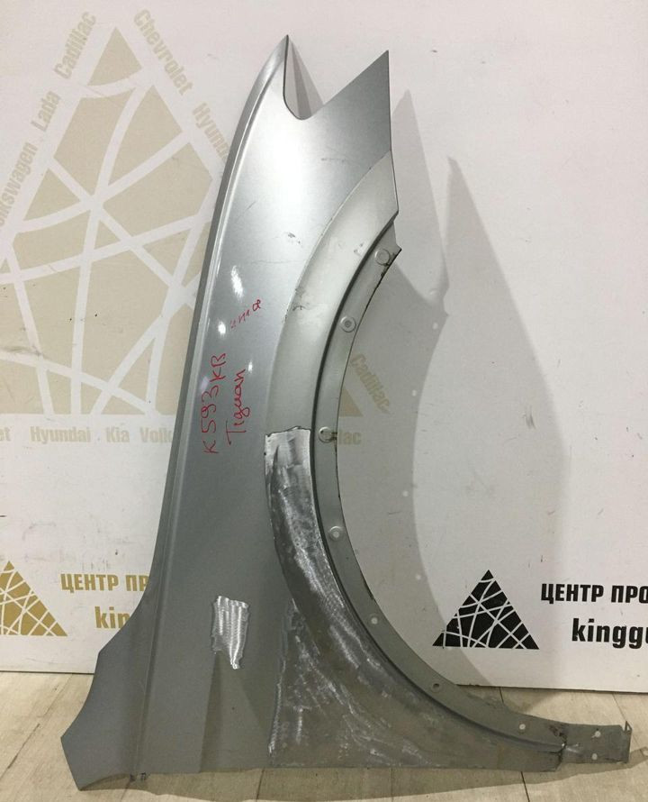 Крыло переднее правое Volkswagen Tiguan 2 2016 дорестайлинг oem 5NA821106