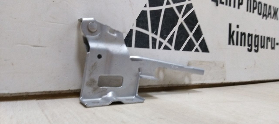 Петля капота правая Hyundai IX35 (10-15) oem 791202Y000 Петля капота правая Hyundai IX35 (10-15) oem 791202Y000
