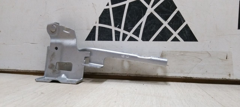 Петля капота правая Hyundai IX35 (10-15) oem 791202Y000 Петля капота правая Hyundai IX35 (10-15) oem 791202Y000