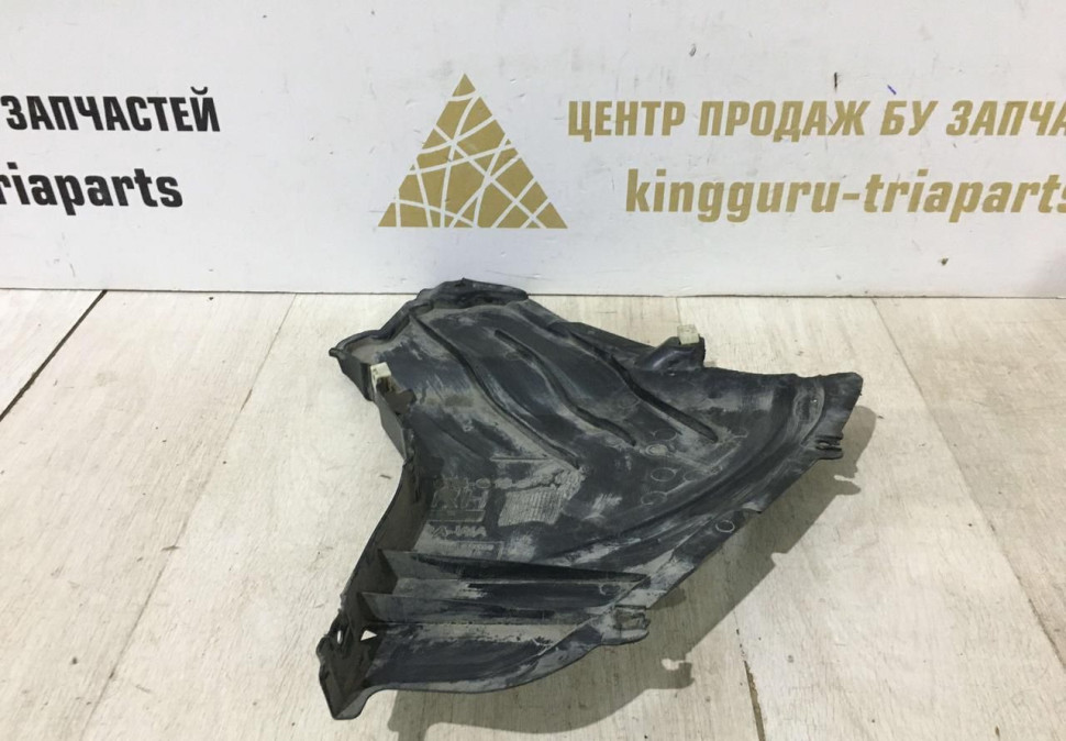 Защита переднего бампера  правая BMW 8 G14 M-Pack  2018 > OEM 51718060036