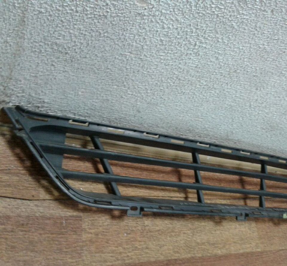 Решетка в бампер Hyundai Santa Fe 15- Oem 865602WAA0