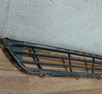 Решетка в бампер Hyundai Santa Fe 15- Oem 865602WAA0