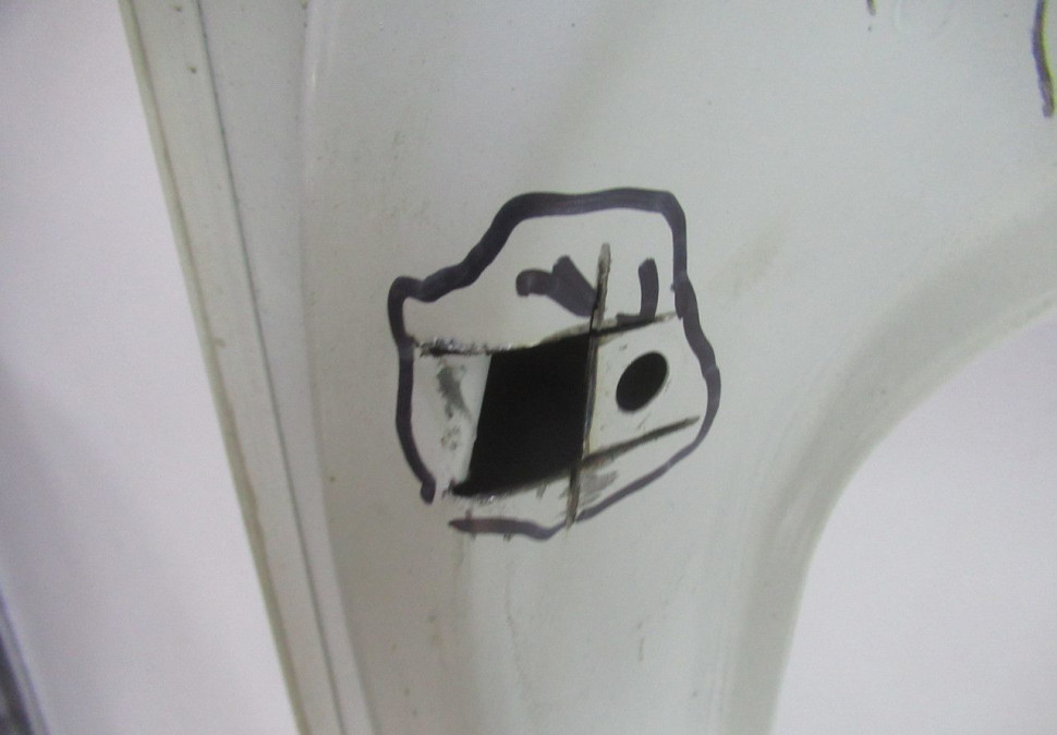 Крышка багажника Hyundai Creta oem 73700M0000 Крышка багажника Hyundai Creta oem 73700M0000